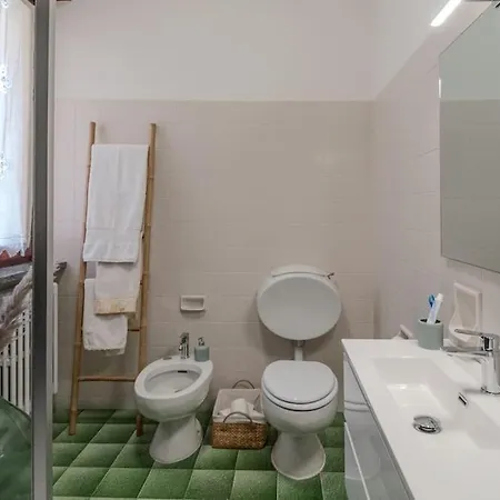 Gabri 1 E 2 Вилла Арона