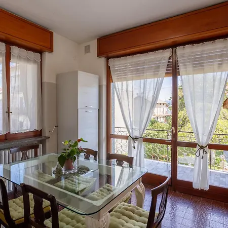 Gabri 1 E 2 Вилла Арона