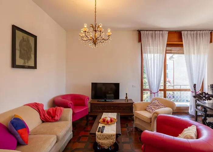 Villa Gabri 1 E 2 *
