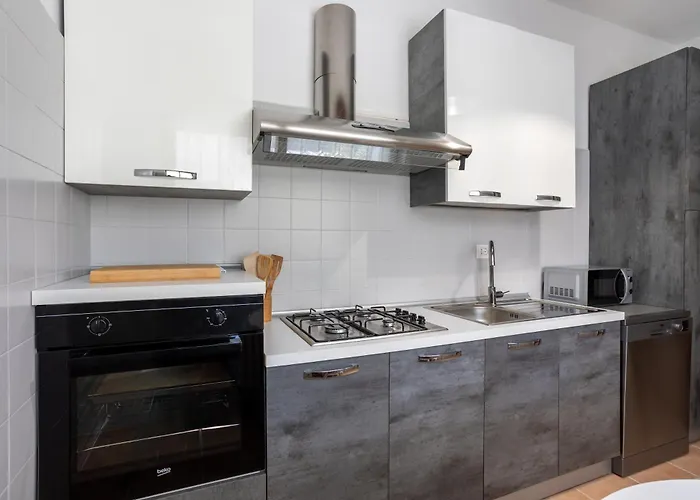 Villa Gabri 1 E 2 *